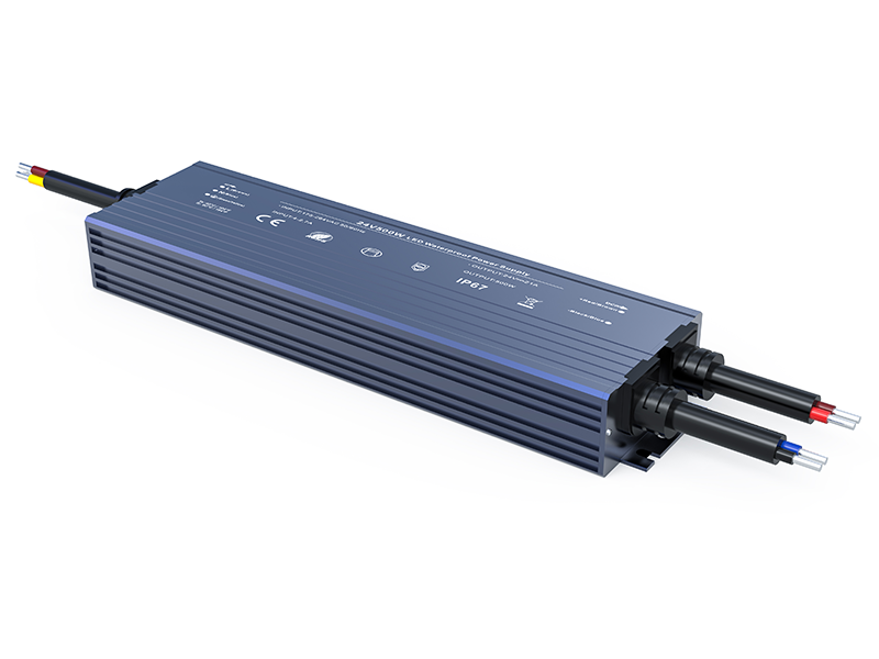 600W